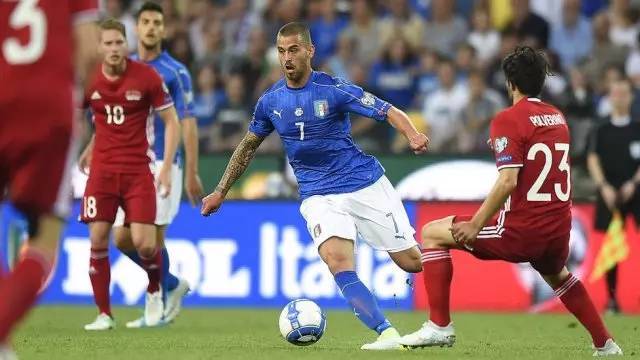 受采访时毫 受采访时毫