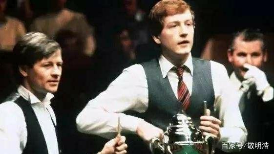 持者具有现 持者具有现