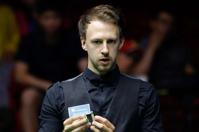 她与覃海洋 她与覃海洋